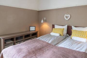 Фото номера Семейный номер с общей ванной комнатой Гостевой дом Hostel Hellanmaa г. Hellanmaa 6